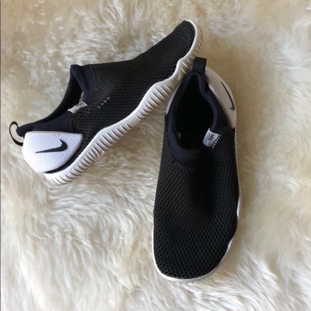 Nike water shoes